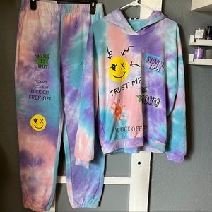 Fashion nova lounge set